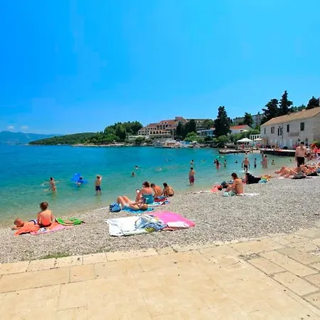Διαμέρισμα Mate - Banje Beach